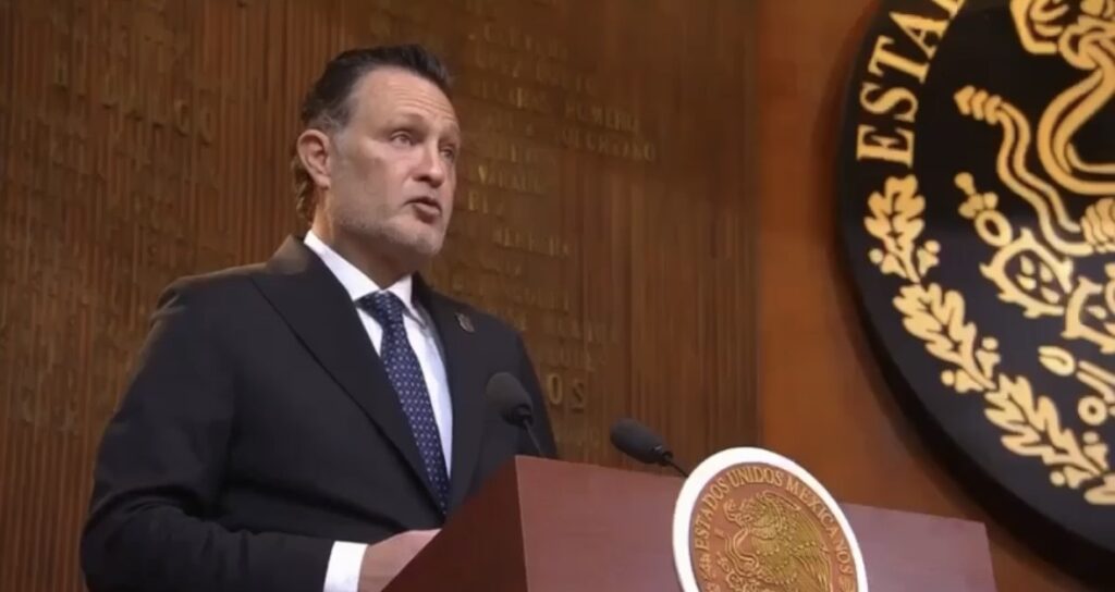 Gobernador de Querétaro refrenda respaldo a la presidenta Claudia Sheinbaum