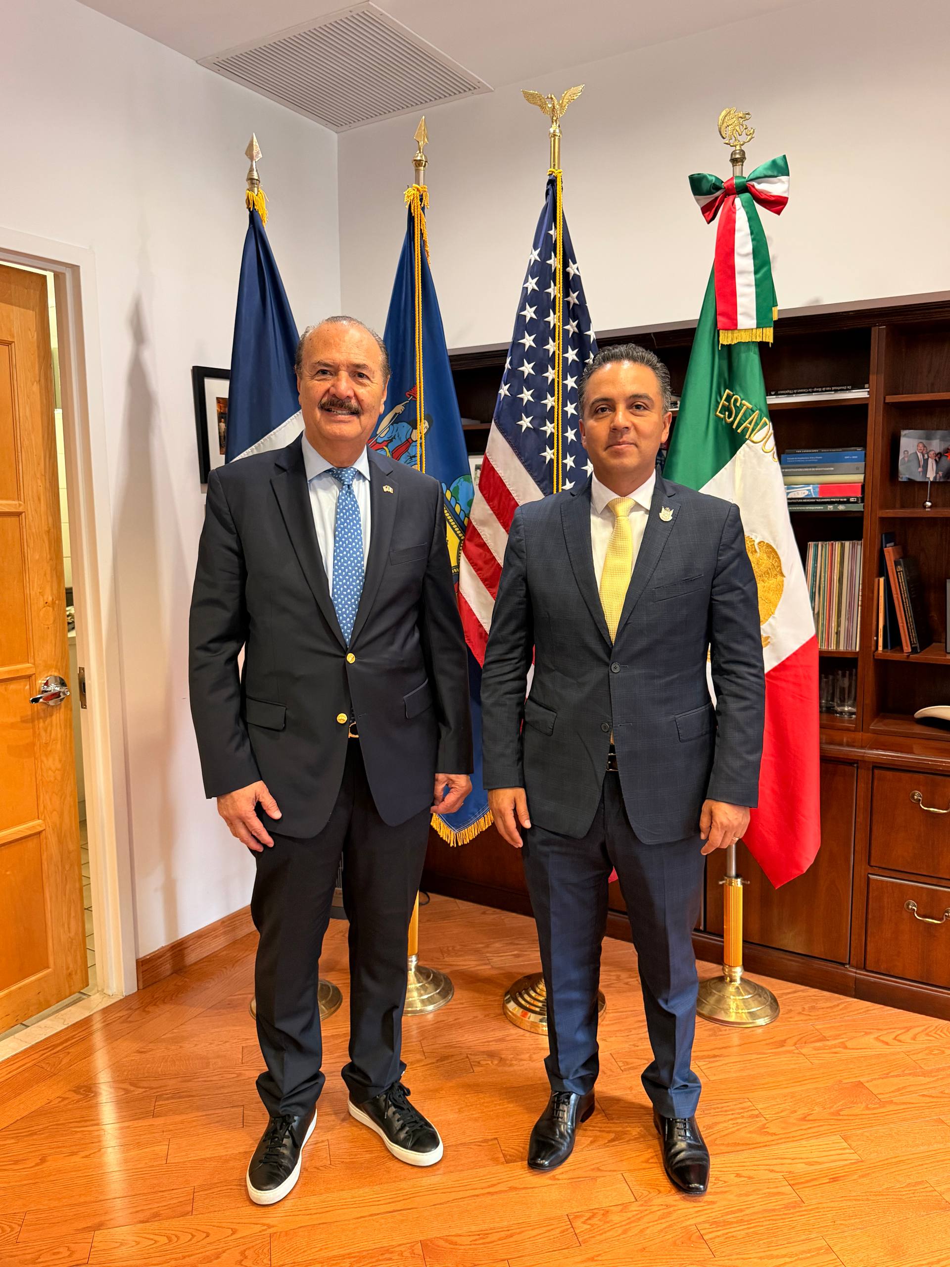 71_273_52081_1238107803_07_22_2026_REUNION_CON_CONSUL_DE_MEXICO_EN_NUEVA_YORK_01.jpg