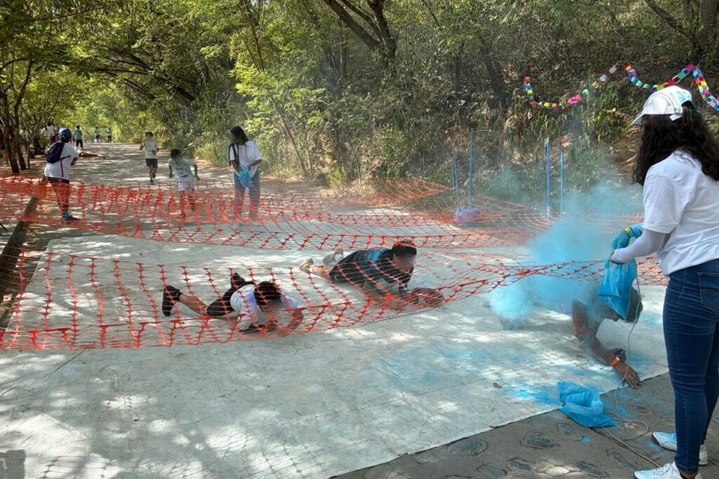 SESA promueve estilos de vida saludables con la Carrera de Colores en Jalpan de Serra
