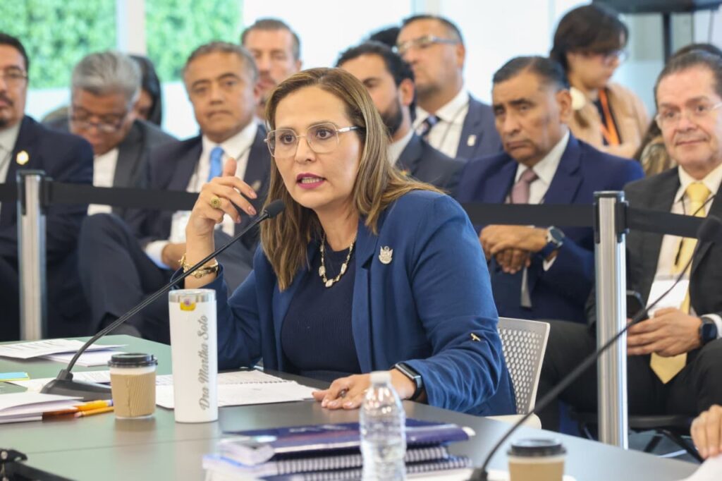 Querétaro se consolida como referente nacional en eficiencia educativa durante el V Informe de la SEDEQ