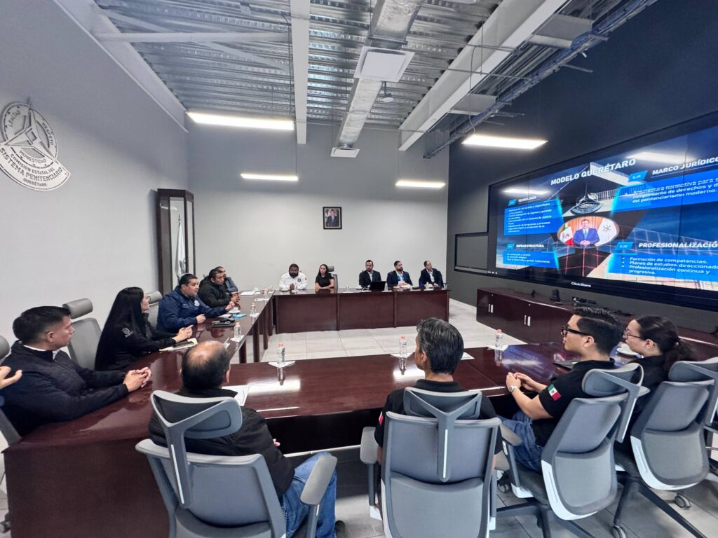 El sistema penitenciario de Querétaro recibe a delegación de Michoacán para compartir buenas prácticas y tecnología
